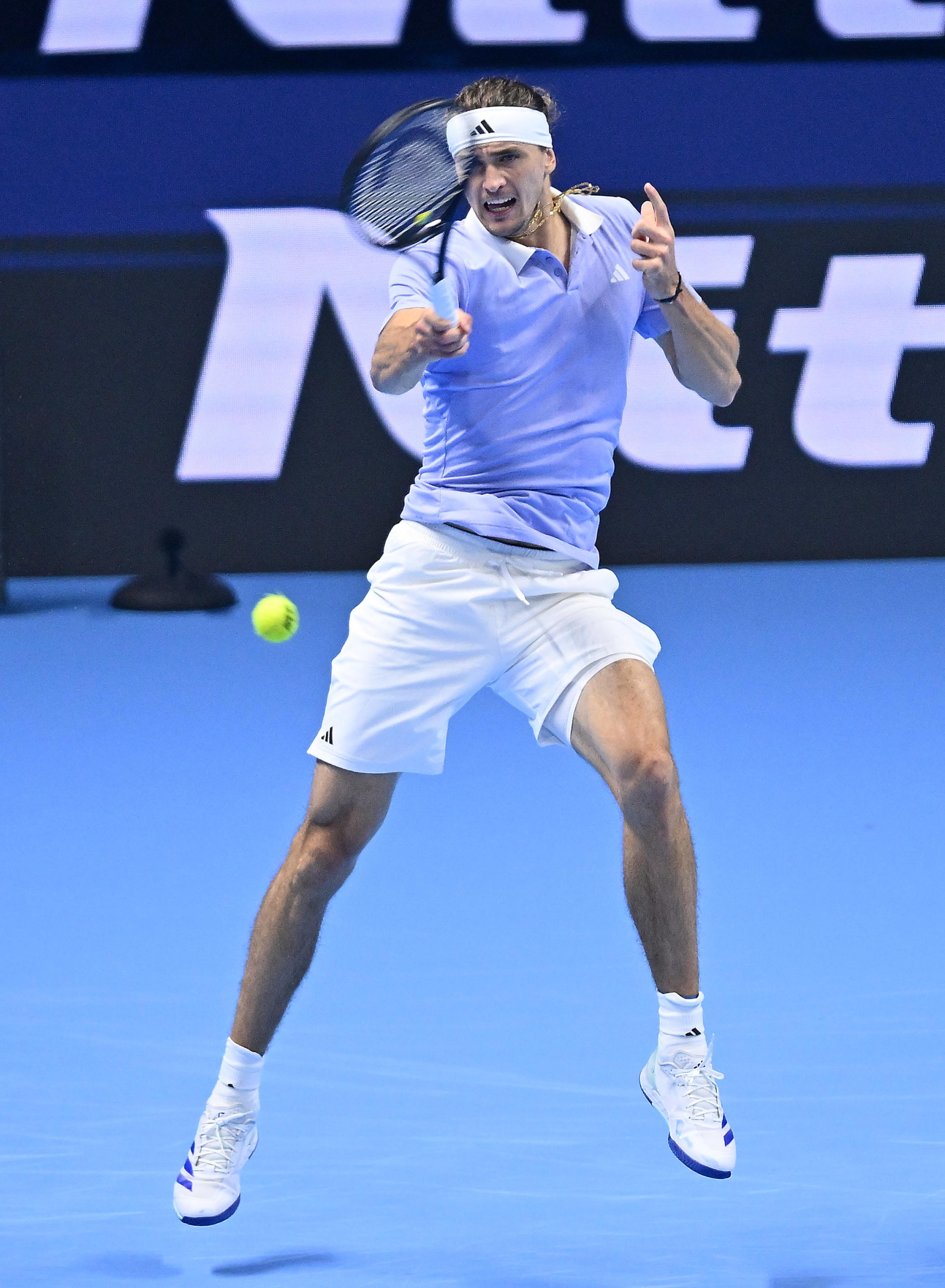 开云-澳大利亚网球队完胜英国网球队，兹维列夫惊艳世界的简单介绍